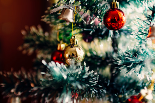 8 Tips to Staying Resilient During the Holidays  